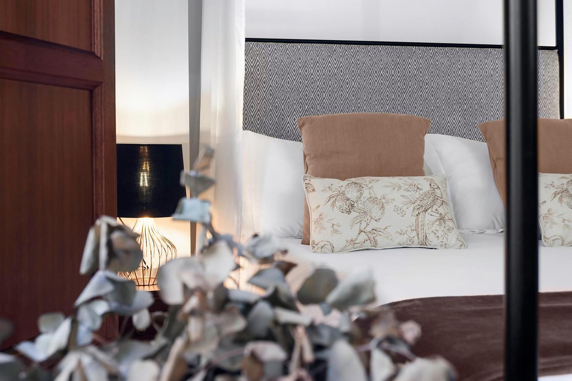 Hotel Mercader De Sedas Granada Eksteriør bilde
