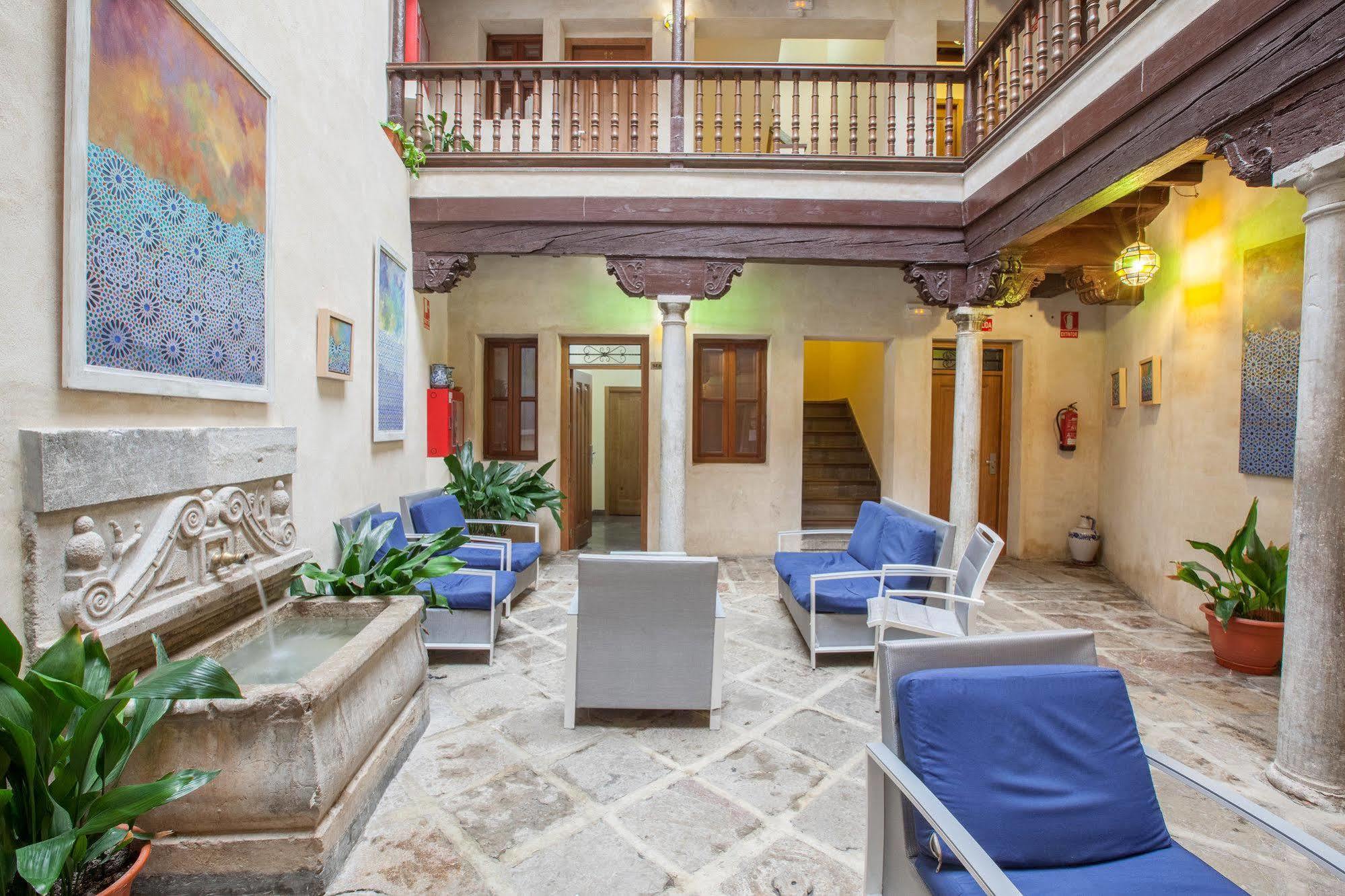 Hotel Mercader De Sedas Granada Eksteriør bilde
