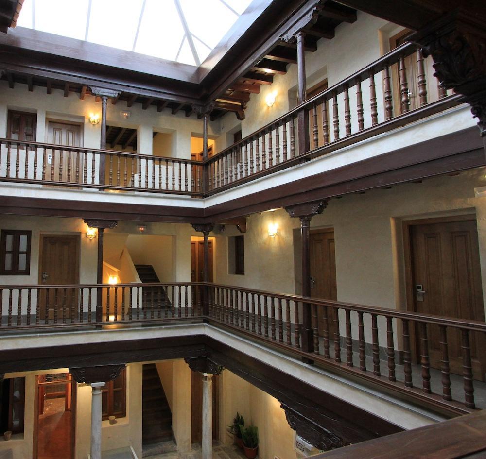 Hotel Mercader De Sedas Granada Eksteriør bilde